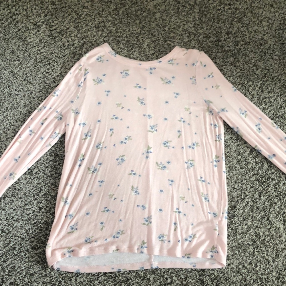 pink floral ribbed long sleeve shirt.